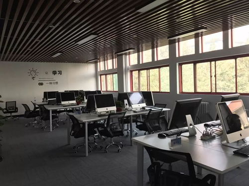 北京展覽館大屏電腦租賃服務 一體機、臺式機與筆記本電腦的便捷解決方案